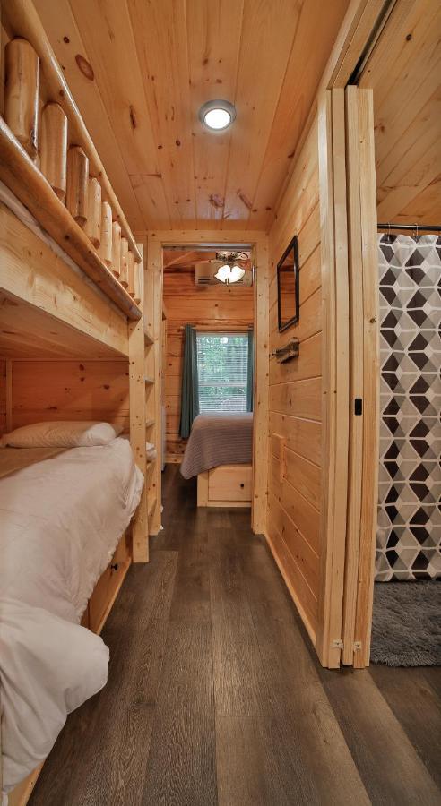 Elise Cabin Forest Retreat 5 Mins To Downtown Chattanooga Eksteriør billede