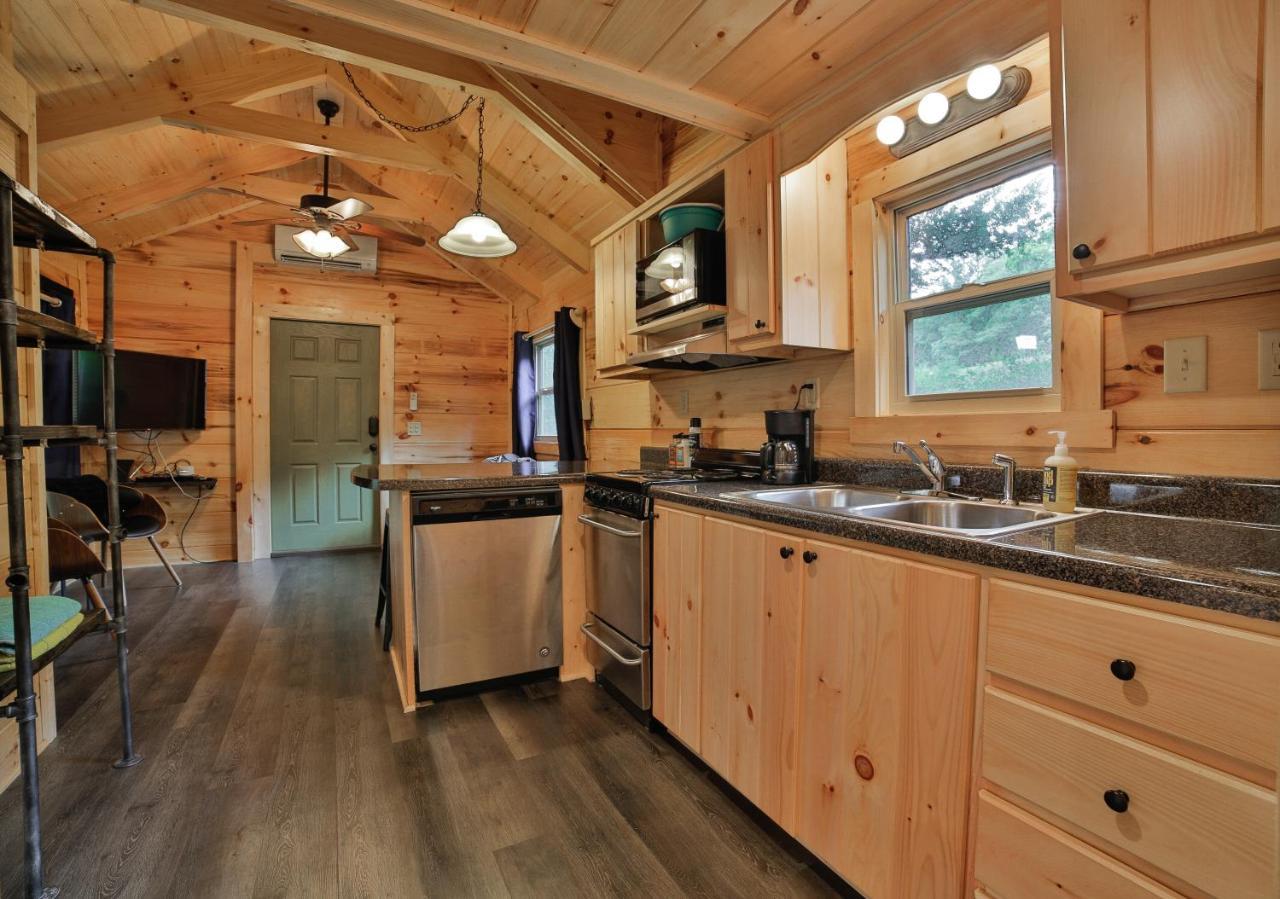 Elise Cabin Forest Retreat 5 Mins To Downtown Chattanooga Eksteriør billede