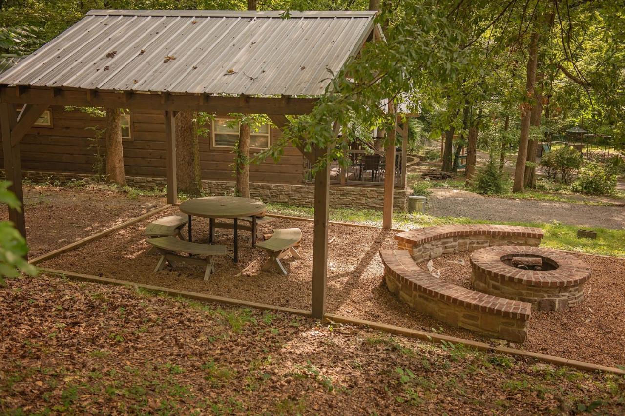 Elise Cabin Forest Retreat 5 Mins To Downtown Chattanooga Eksteriør billede